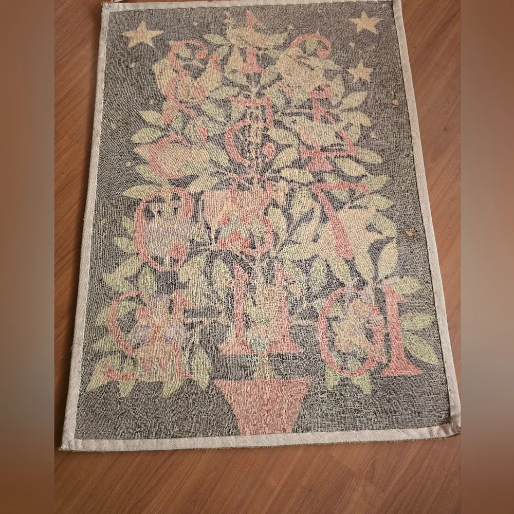12 Days Of Christmas Vintage Festive Holiday Tree Rug with Colorful Design